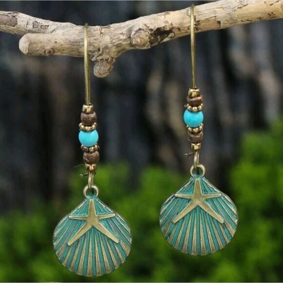 Rustic Seashell Dangle Earrings  - Picture 3 of 4